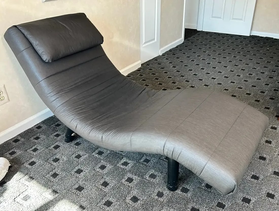 1970s Midcentury Modern Wave Chaise Lounge by Enrico Bartolini Designs - 5