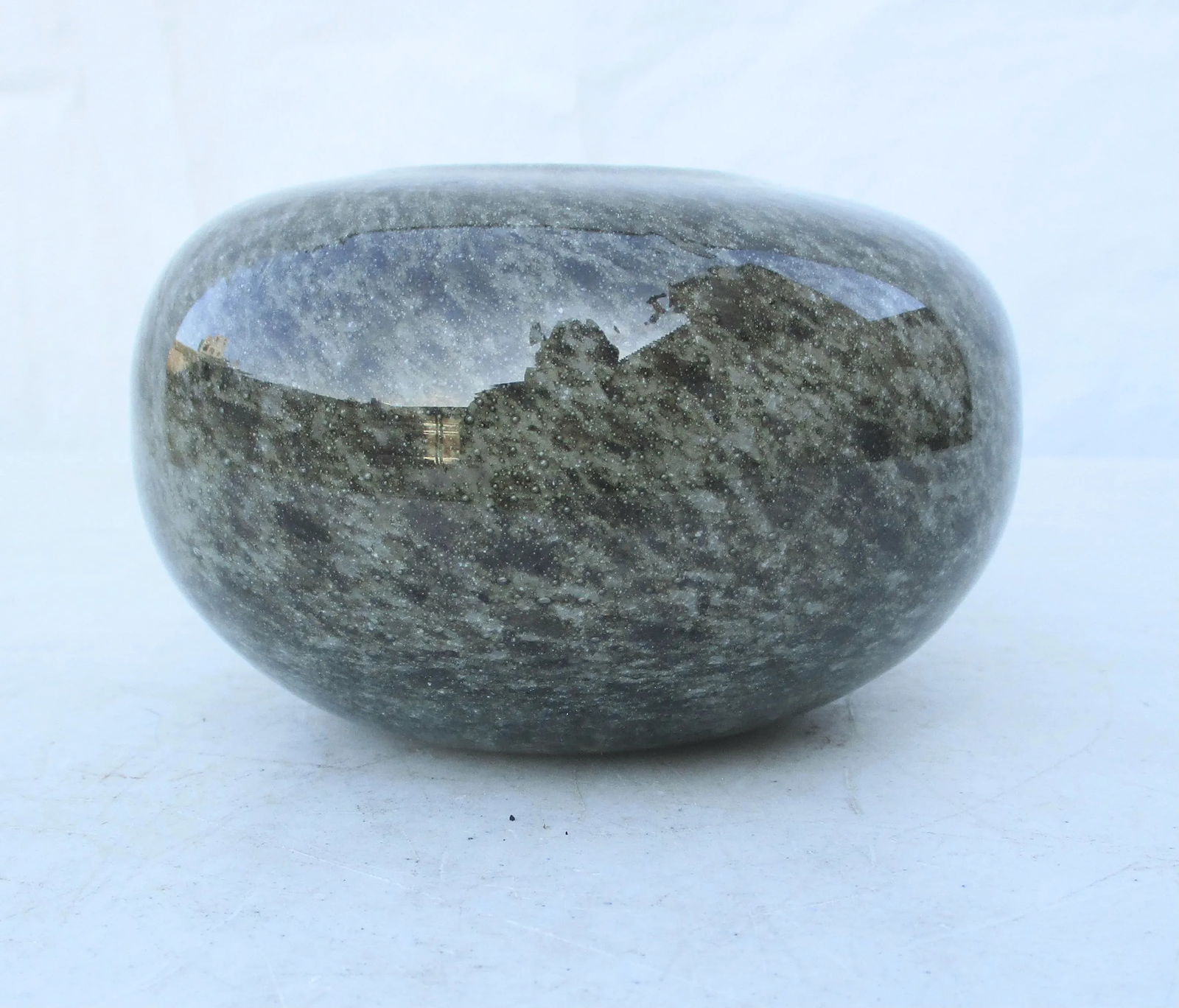 Art Glass Pebble Vase - 3