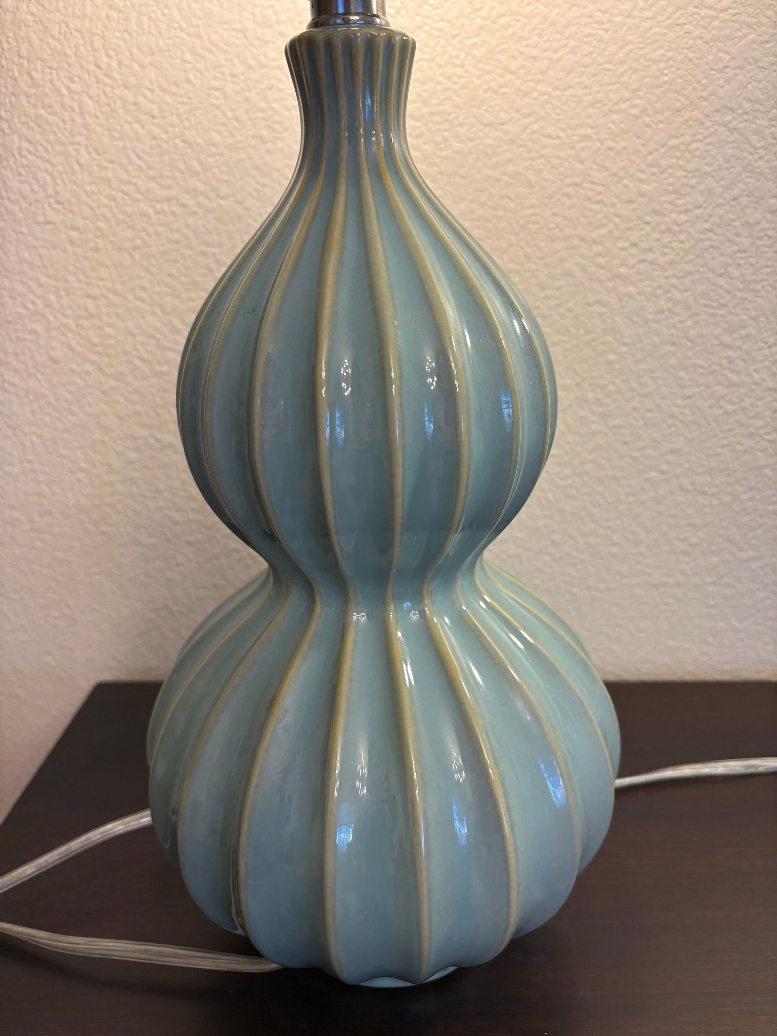 Mid Century Modern Ceramic Lamps, a Pair - 6