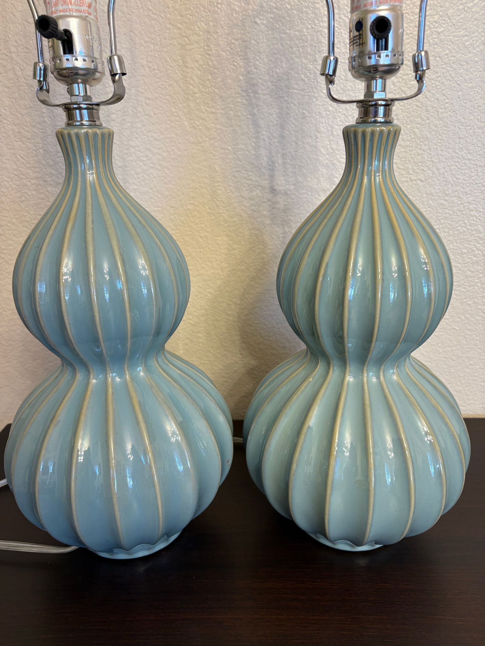 Mid Century Modern Ceramic Lamps, a Pair - 7