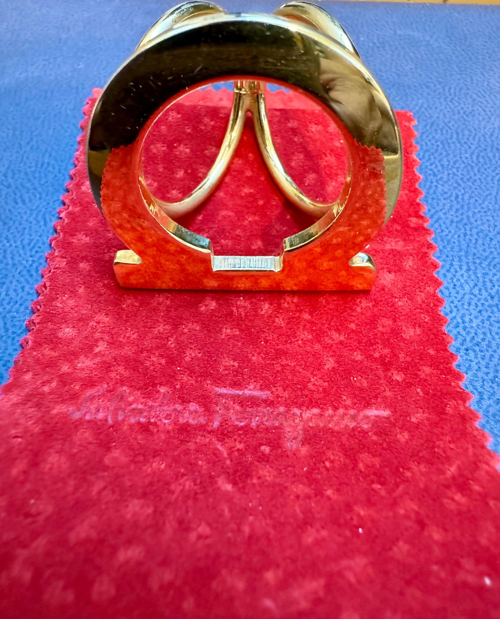 Salvatore Ferragamo Ganchini scarf ring gold Tone, Large Size - 7