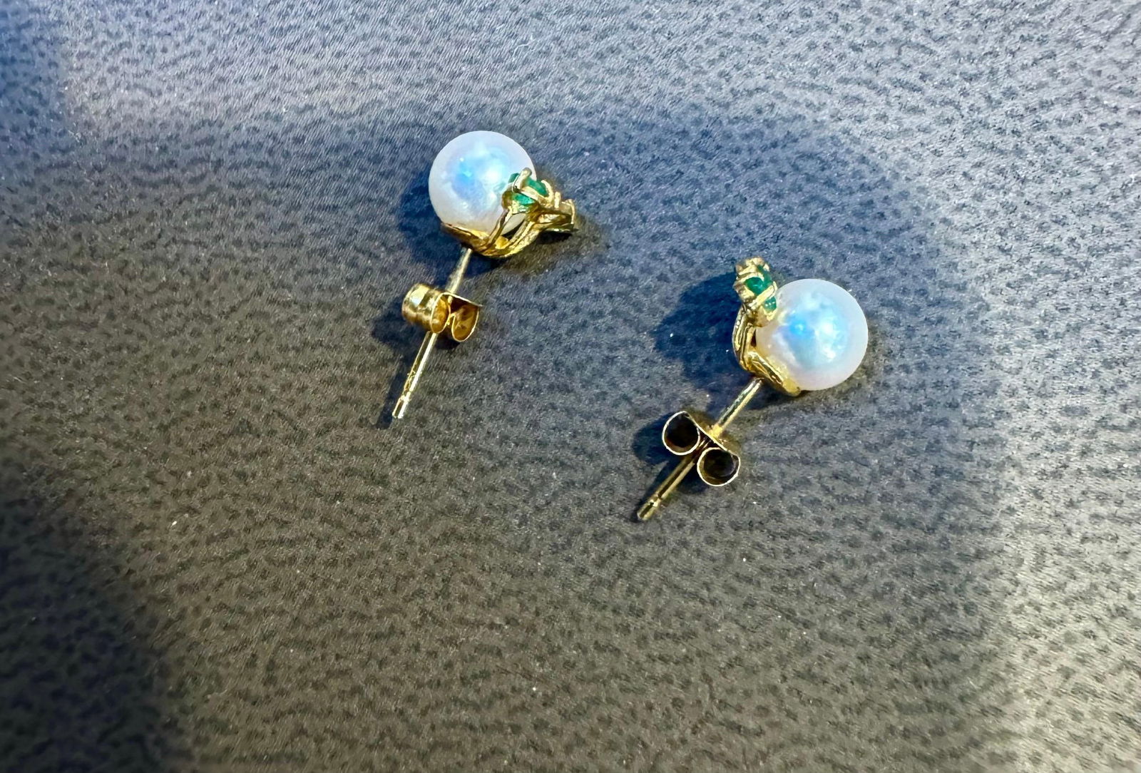 Akoya Pearl Stud Earring with Tiny Diamond & Emerald in 18 Karat Yellow Gold - 4