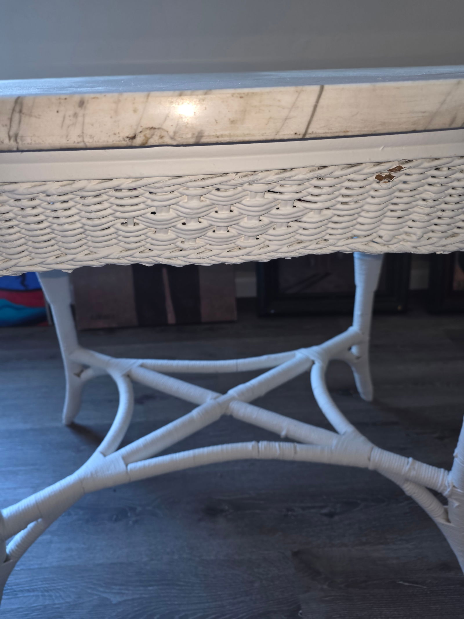 Antique White Marble Top Wicker Table - 6