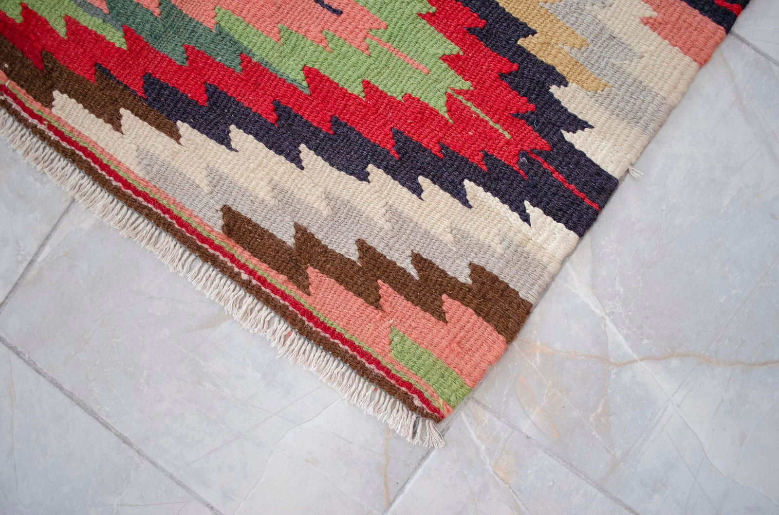 Vintage 5x8 Ft Turkish Rug Kilim – Tribal Living Room Decor Bohemian Style Rug - 9