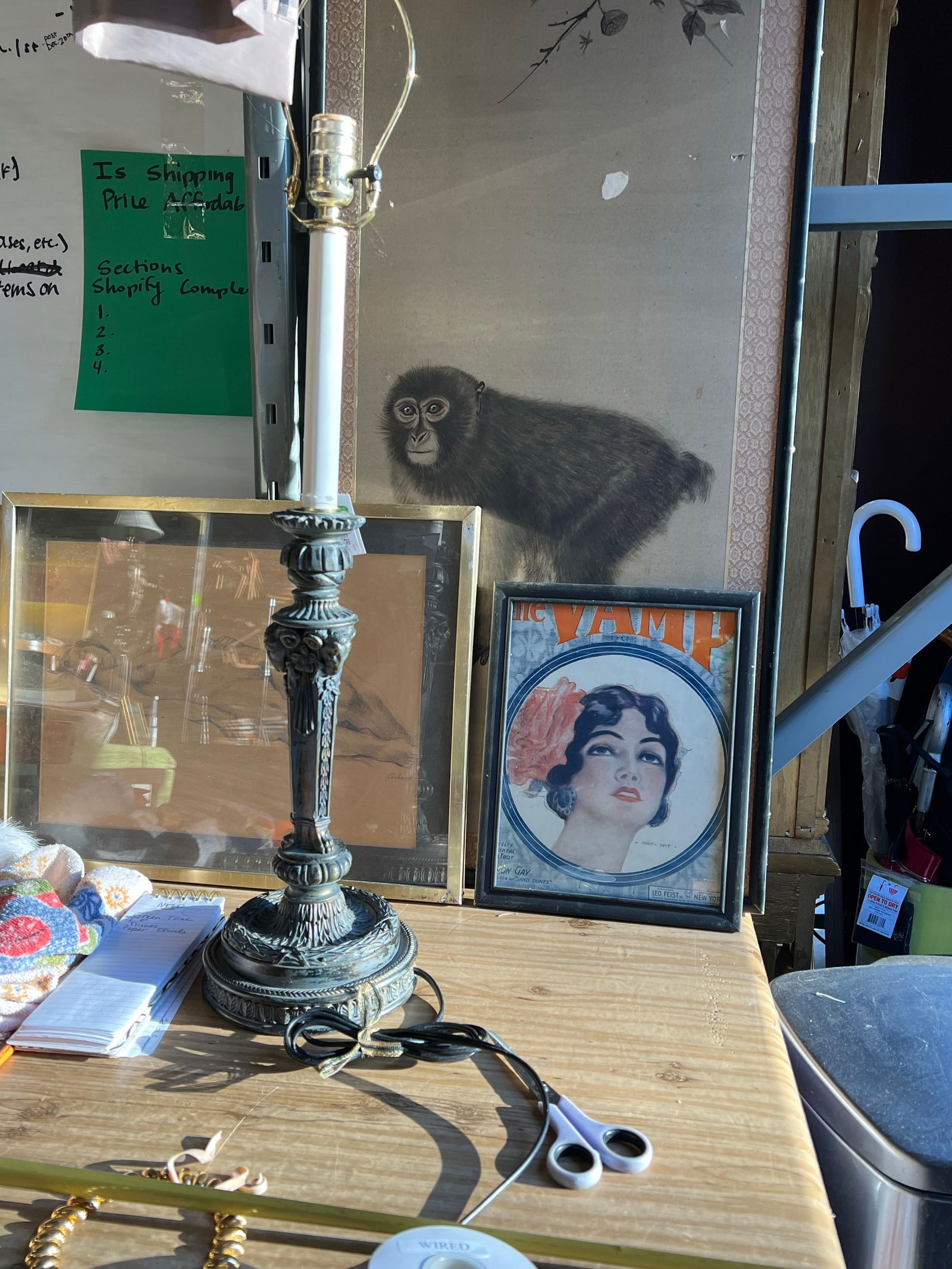 1970s Modern Metal Lamp With Ram Head Details, Lampshade Included - 3