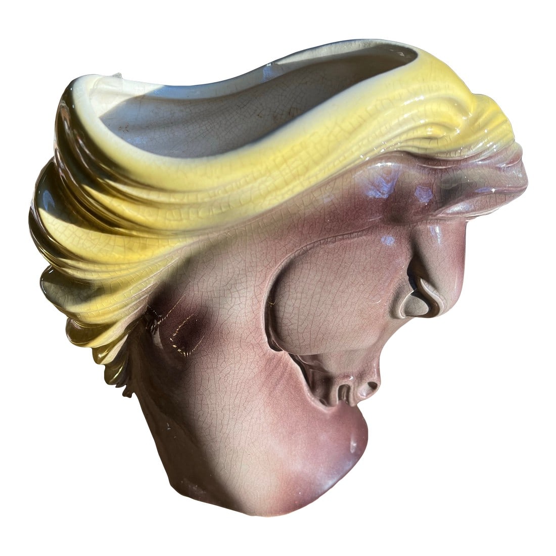 1970s Mid-Century Modern Ceramic Horse Catchall: Up for consideration is a beautiful vintage Mid-century modern ceramic horse catchall. This would look lovely in your home and it is a perfect conversation starter for your guests. This piece is also