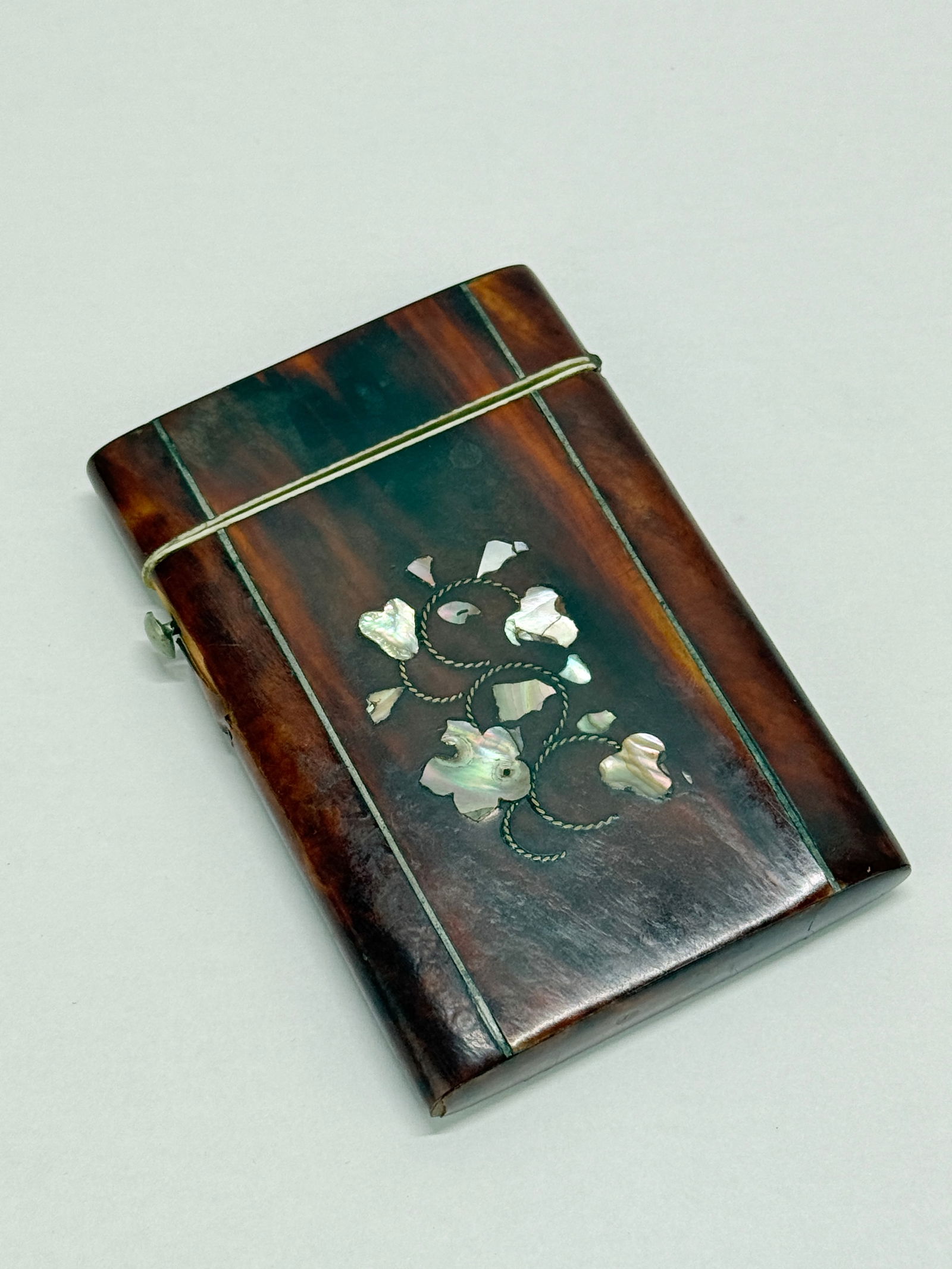 Inlaid Faux Tortoiseshell and Mother-of-Pearl Card Case With Floral Motif - 2