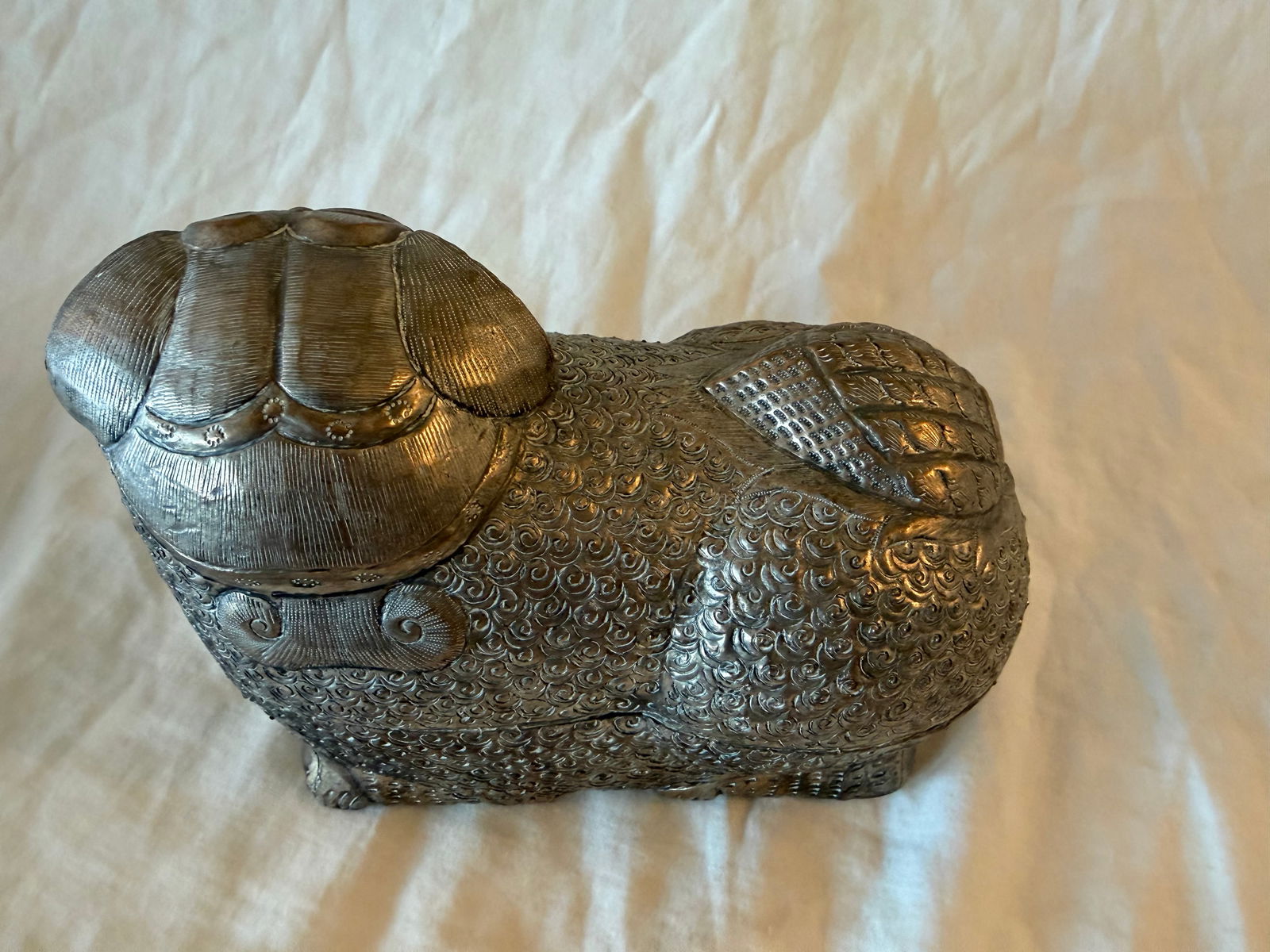 Large Antique Cambodian Silver-Plated Foo/Fu Dog Box - 3