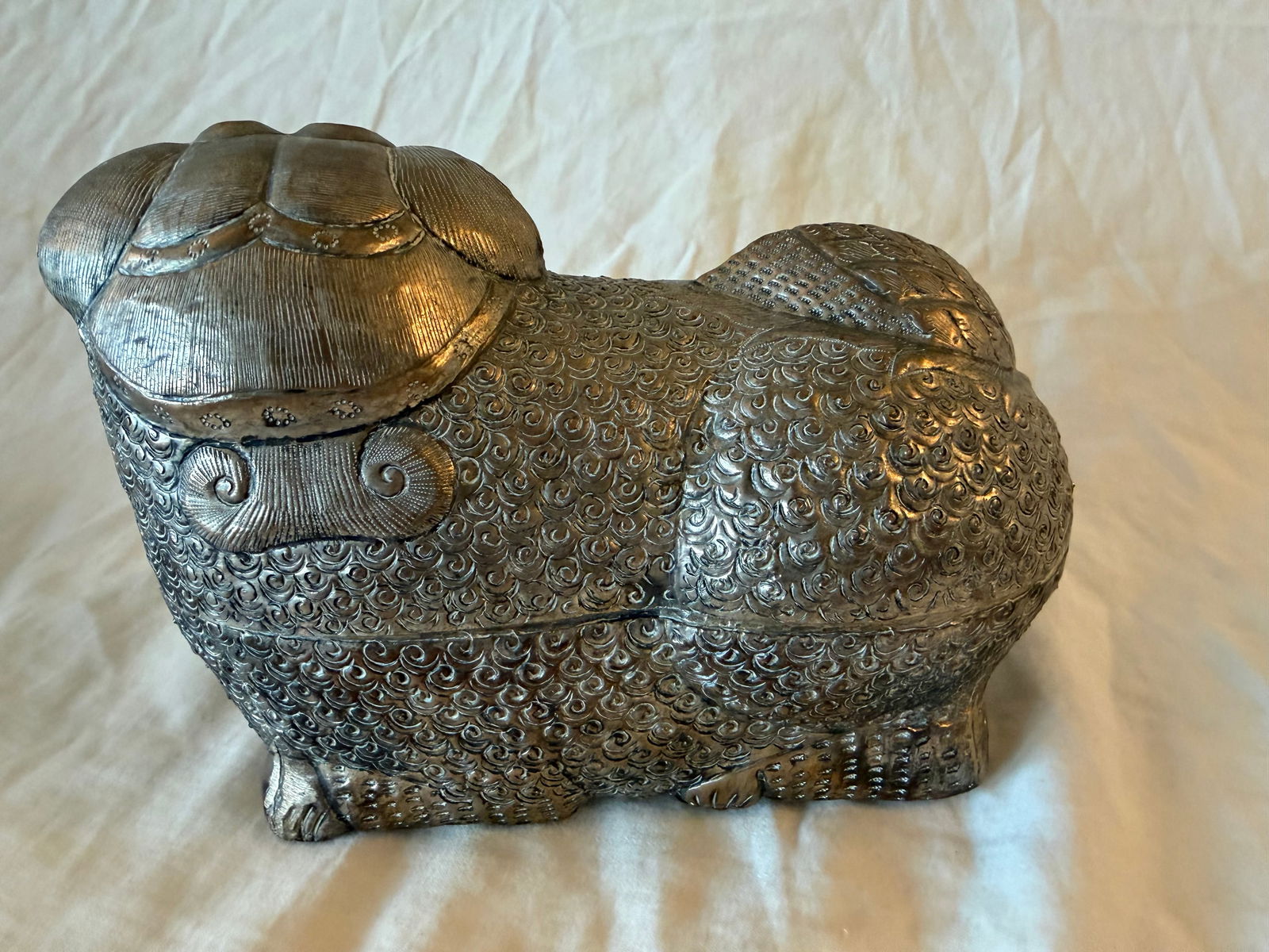 Large Antique Cambodian Silver-Plated Foo/Fu Dog Box - 5