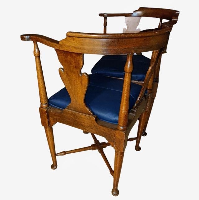 1950s Queen Anne Corner Chairs With Leather Upholstery by Hickory Chairs - 6