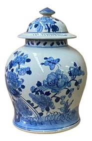 Chinese Blue White Porcelain Flower Birds Graphic Temple Jar