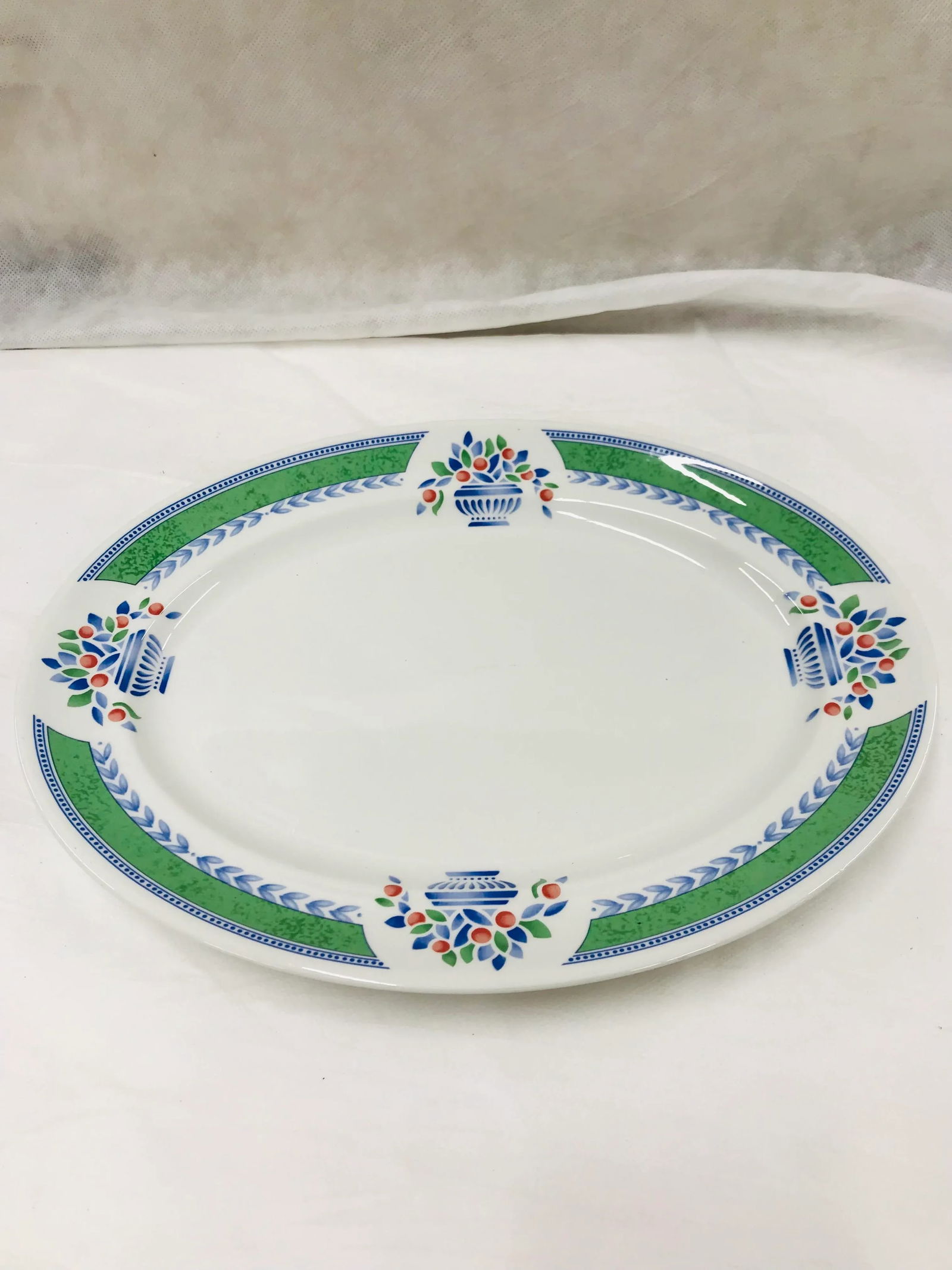 1970s Johnson Brothers Green Jardiniere Pattern 14" Platter - Made in England - 6
