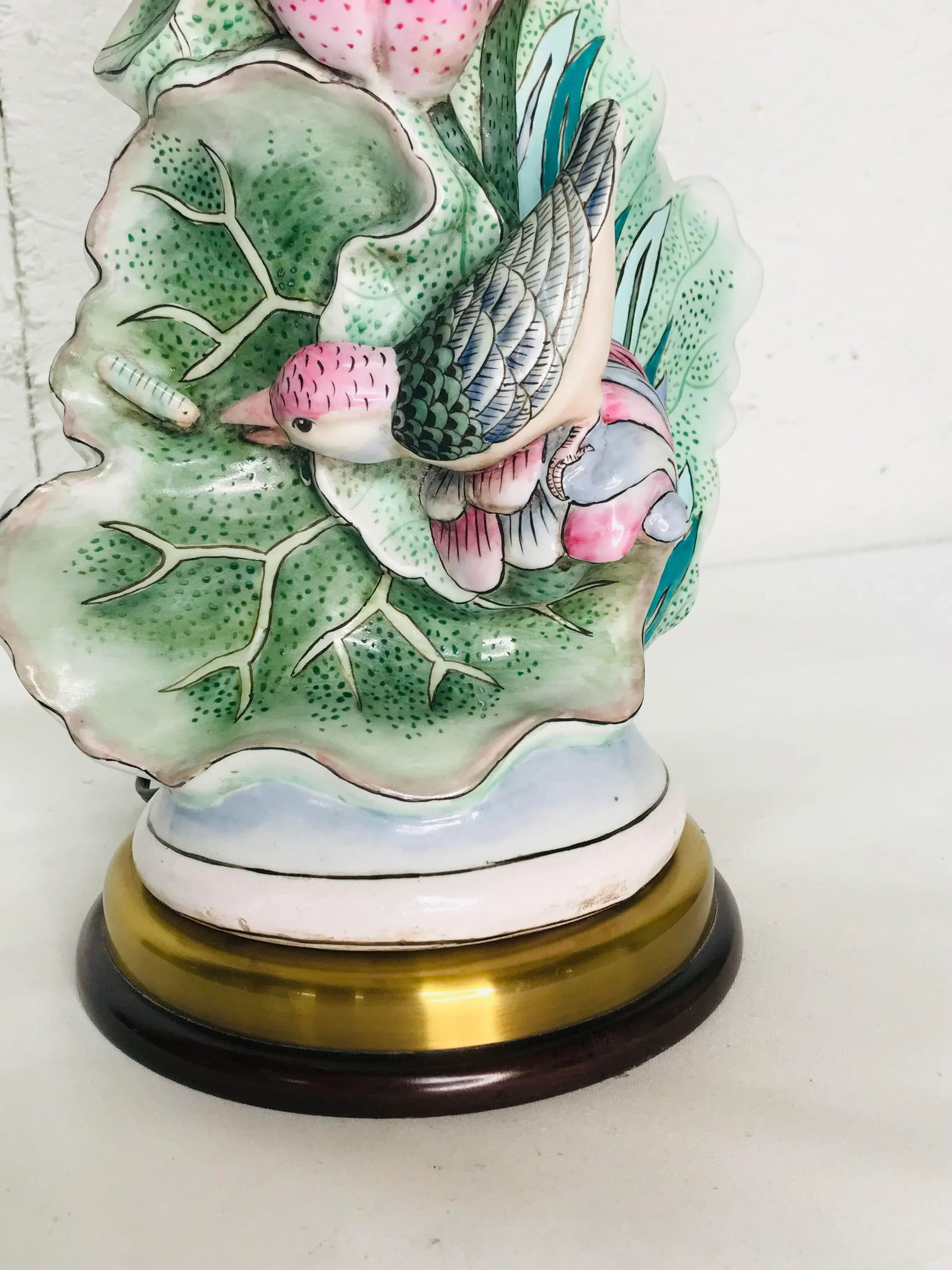 Late 20th Century Pink & Turquoise Hand Painted Wildwood Lamp With Hummingbird and Flora Figural Bas - 4