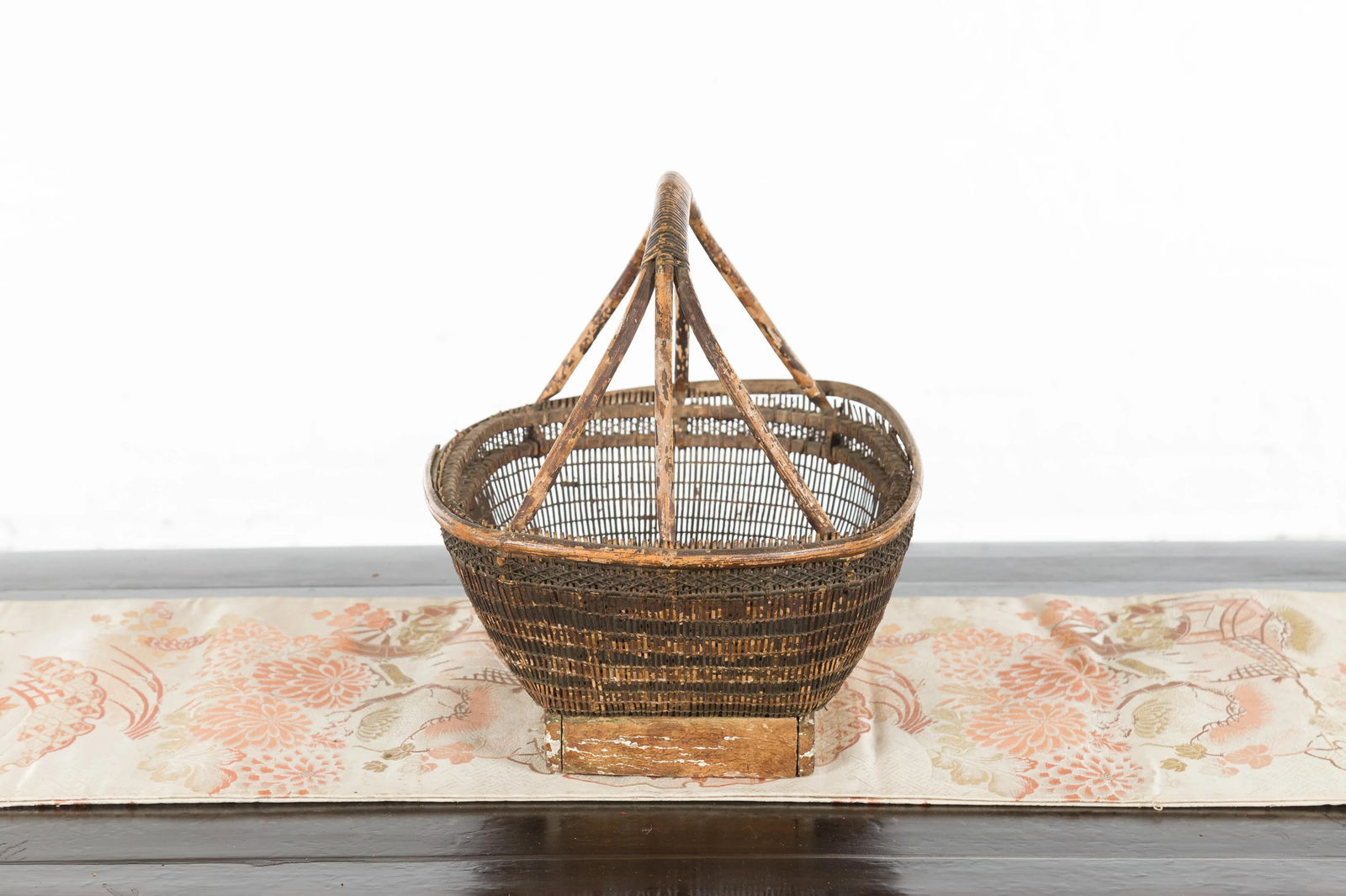 Chinese Rustic Vintage Woven Rattan Market Basket with Large Handle and Base - 10