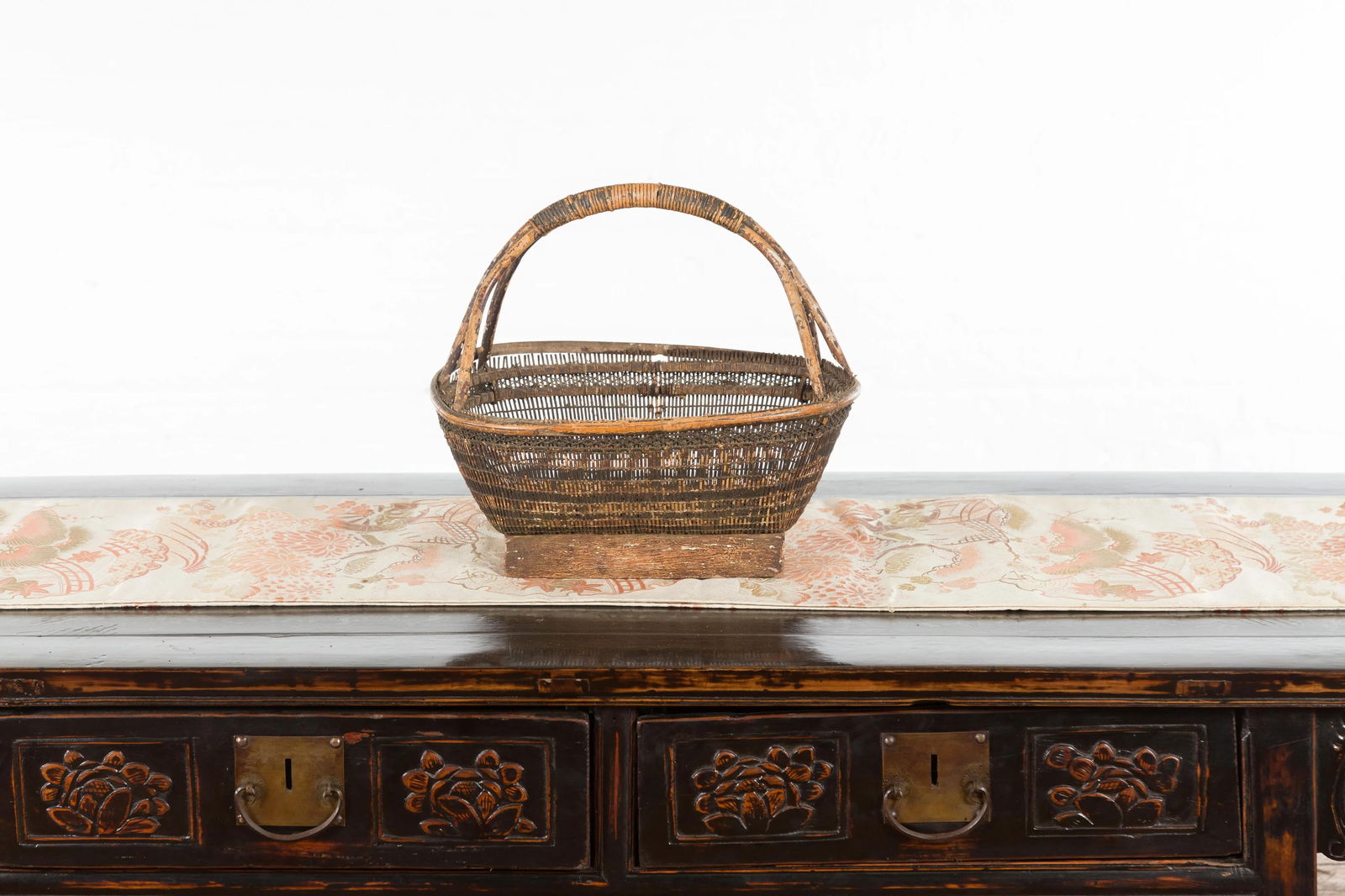 Chinese Rustic Vintage Woven Rattan Market Basket with Large Handle and Base - 2