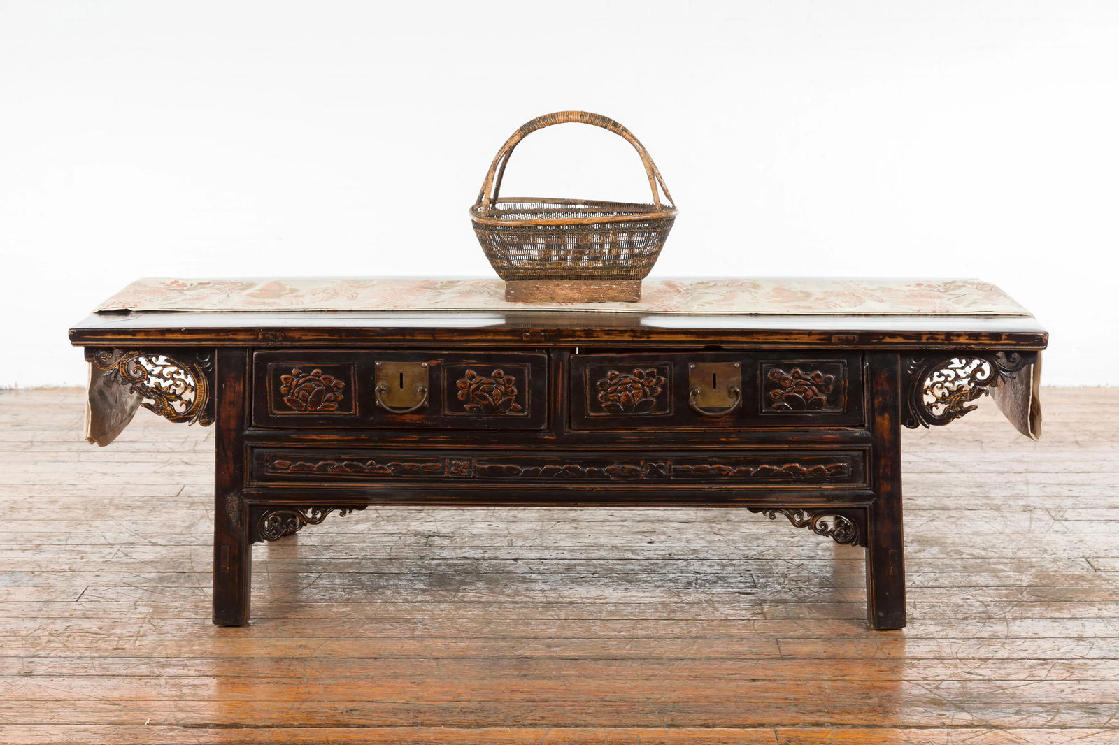 Chinese Rustic Vintage Woven Rattan Market Basket with Large Handle and Base - 3