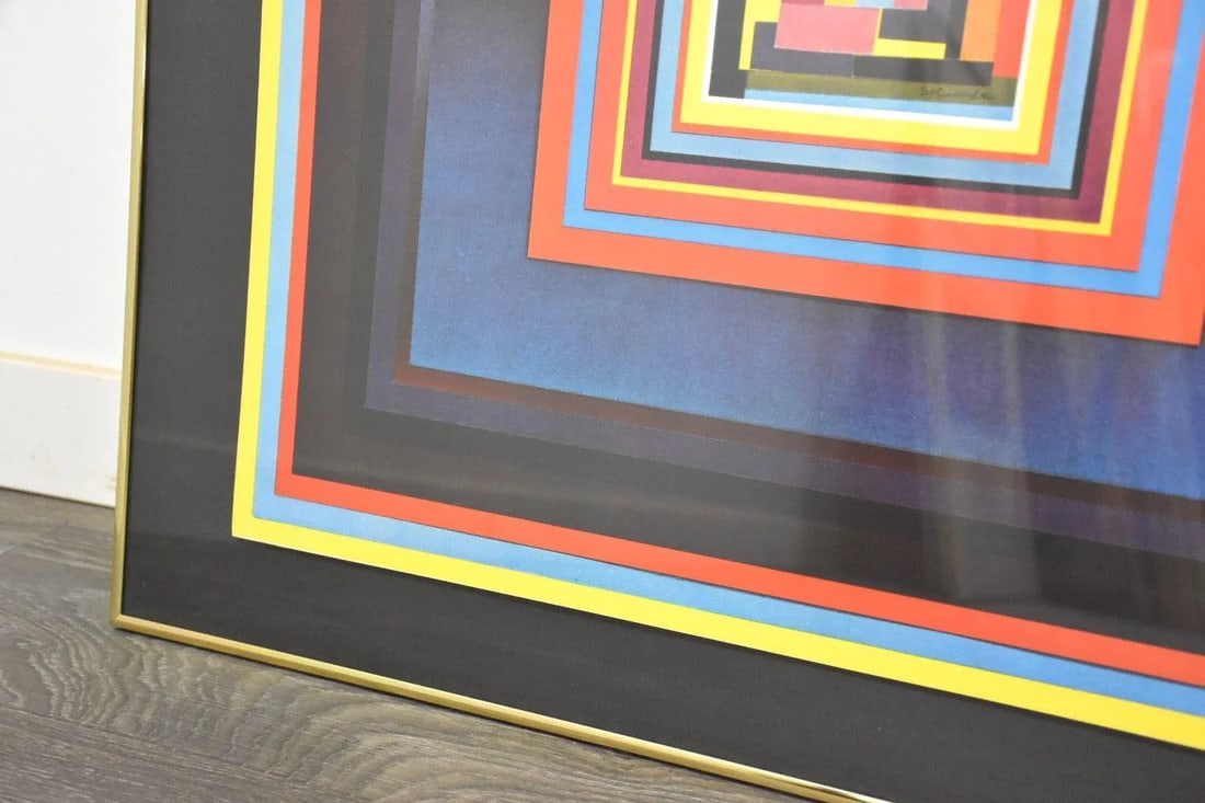 Abstract Geometric Print - 2