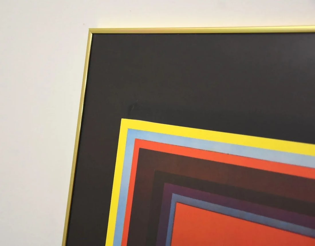 Abstract Geometric Print - 6