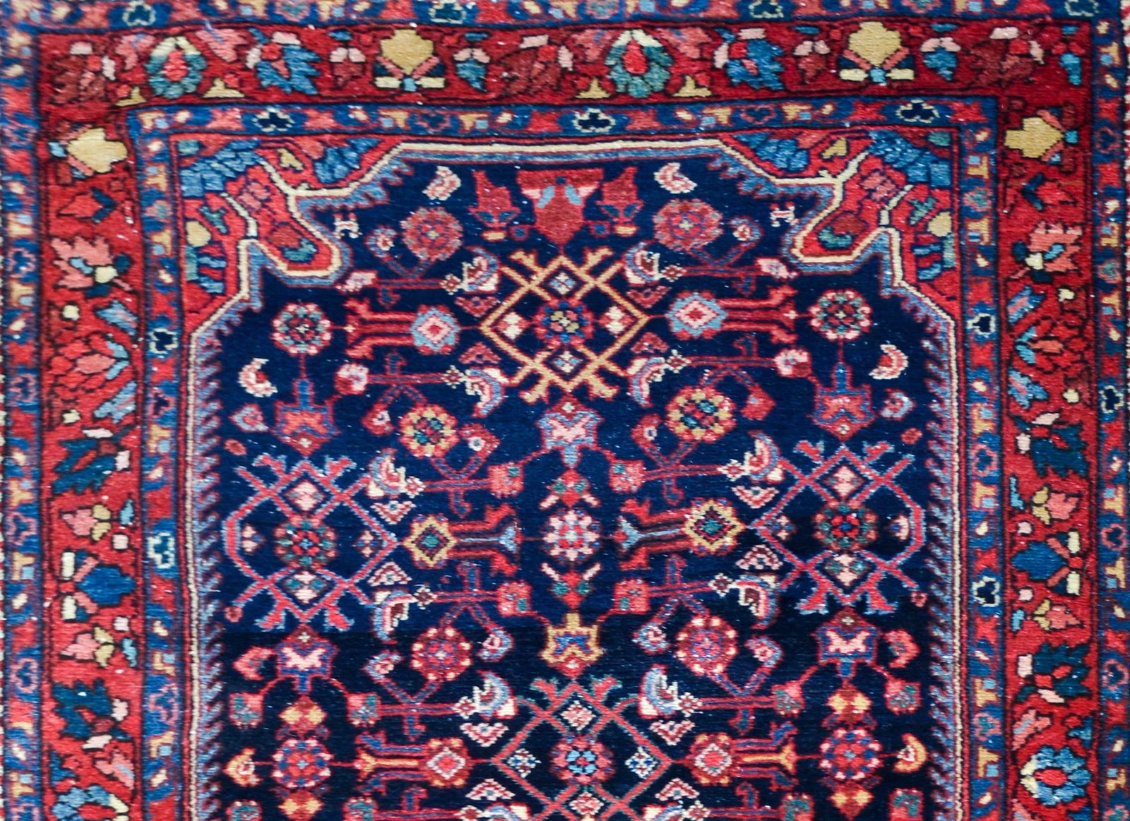 Early 20th Century Bibikibad Rug - 8