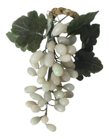 Vintage Chinese Hard-Stone Grape Cluster
