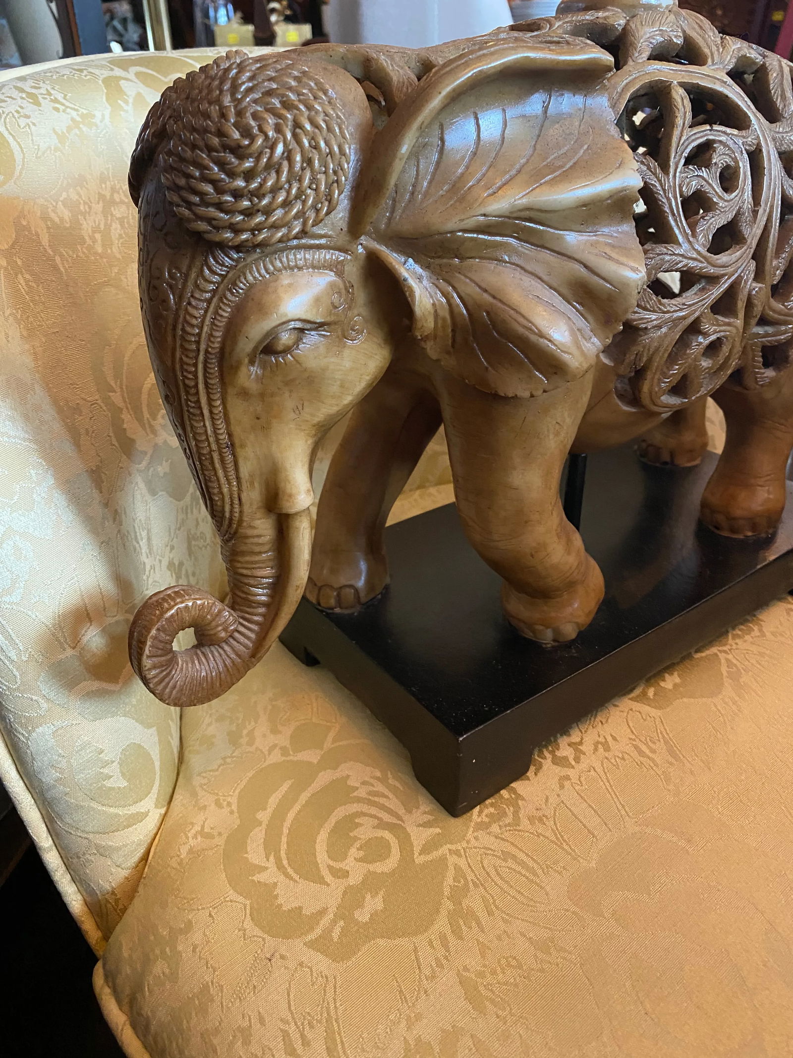 1970s Large Elephant Lamp - 2