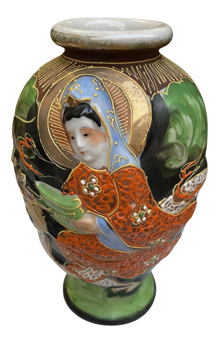 1970s Asian Ceramic Vase: Up for consideration a beautiful vase/ center piece. Great for the interior designer. Condition: Alterations: Original Condition Unaltered Imperfections: Some Imperfections Condition Notes: In