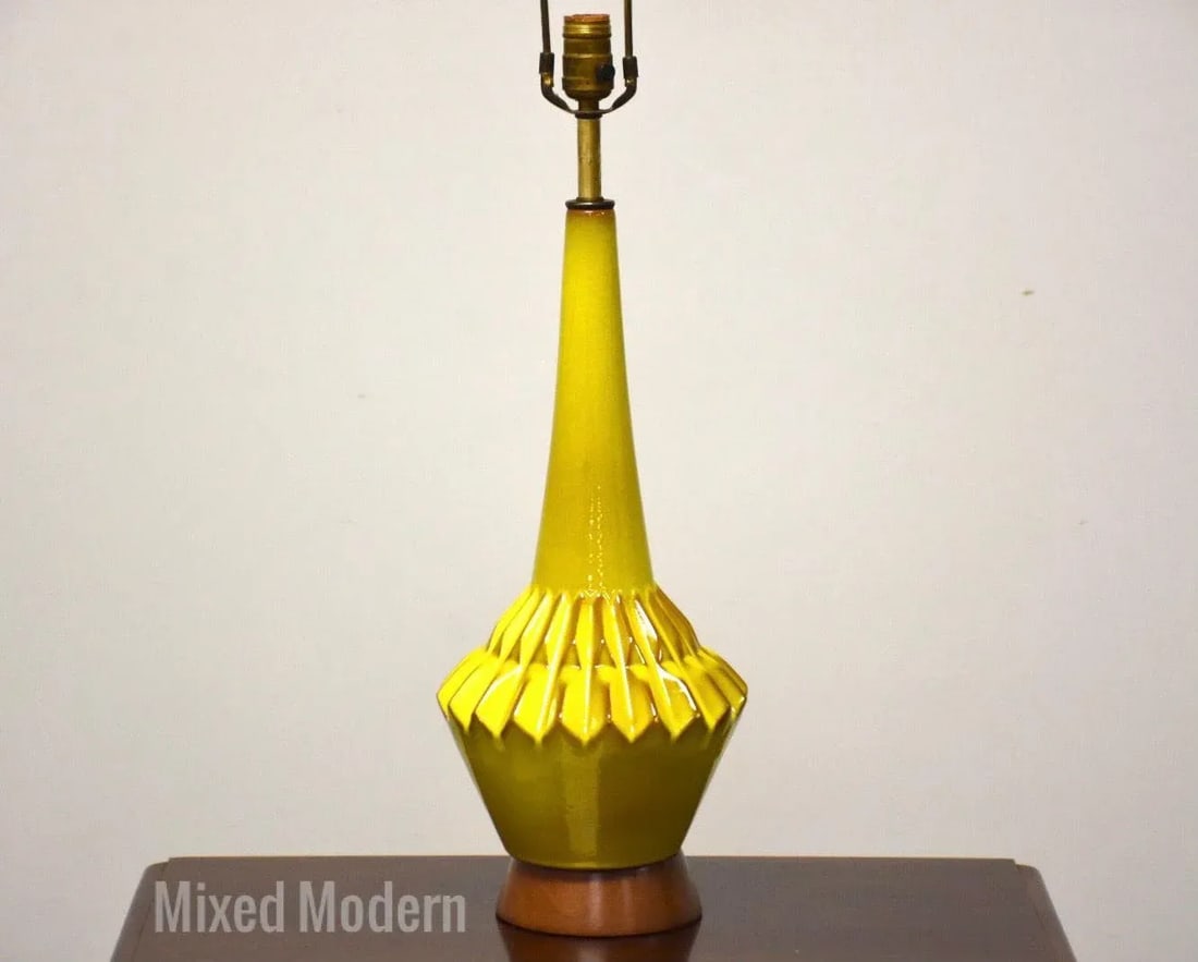 Mid Century Yellow Table Lamp - 7