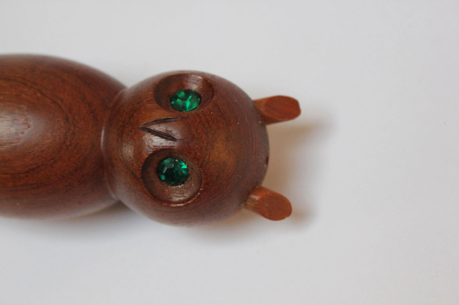Mid-Century Modern Teak Owl Salt and Pepper Shakers With Jeweled Eyes - 6