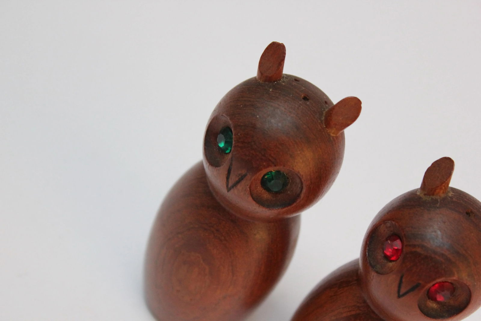 Mid-Century Modern Teak Owl Salt and Pepper Shakers With Jeweled Eyes - 8