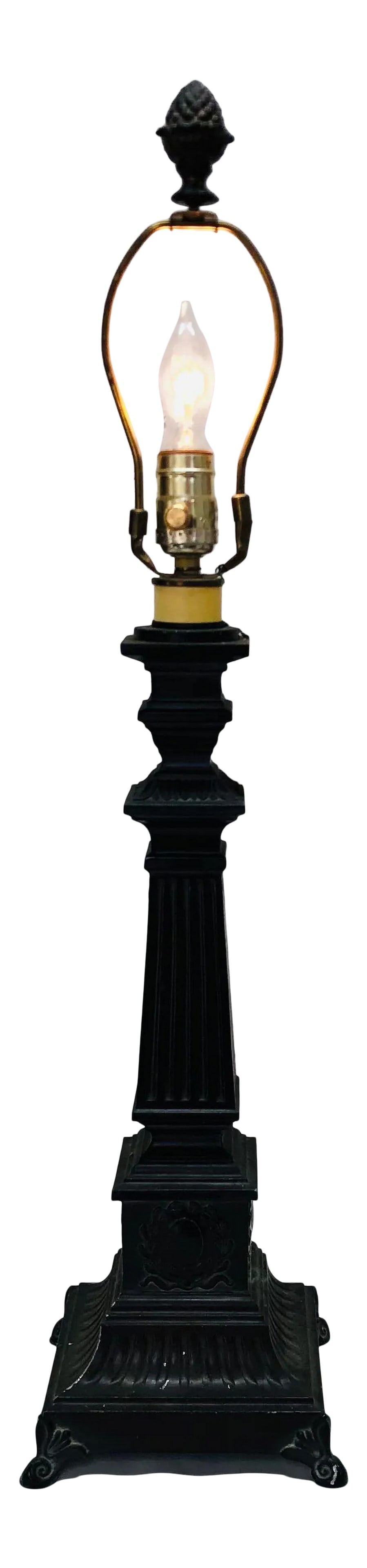 Vintage Robert Abbey Neoclassical Style Lamp (1 of 13)