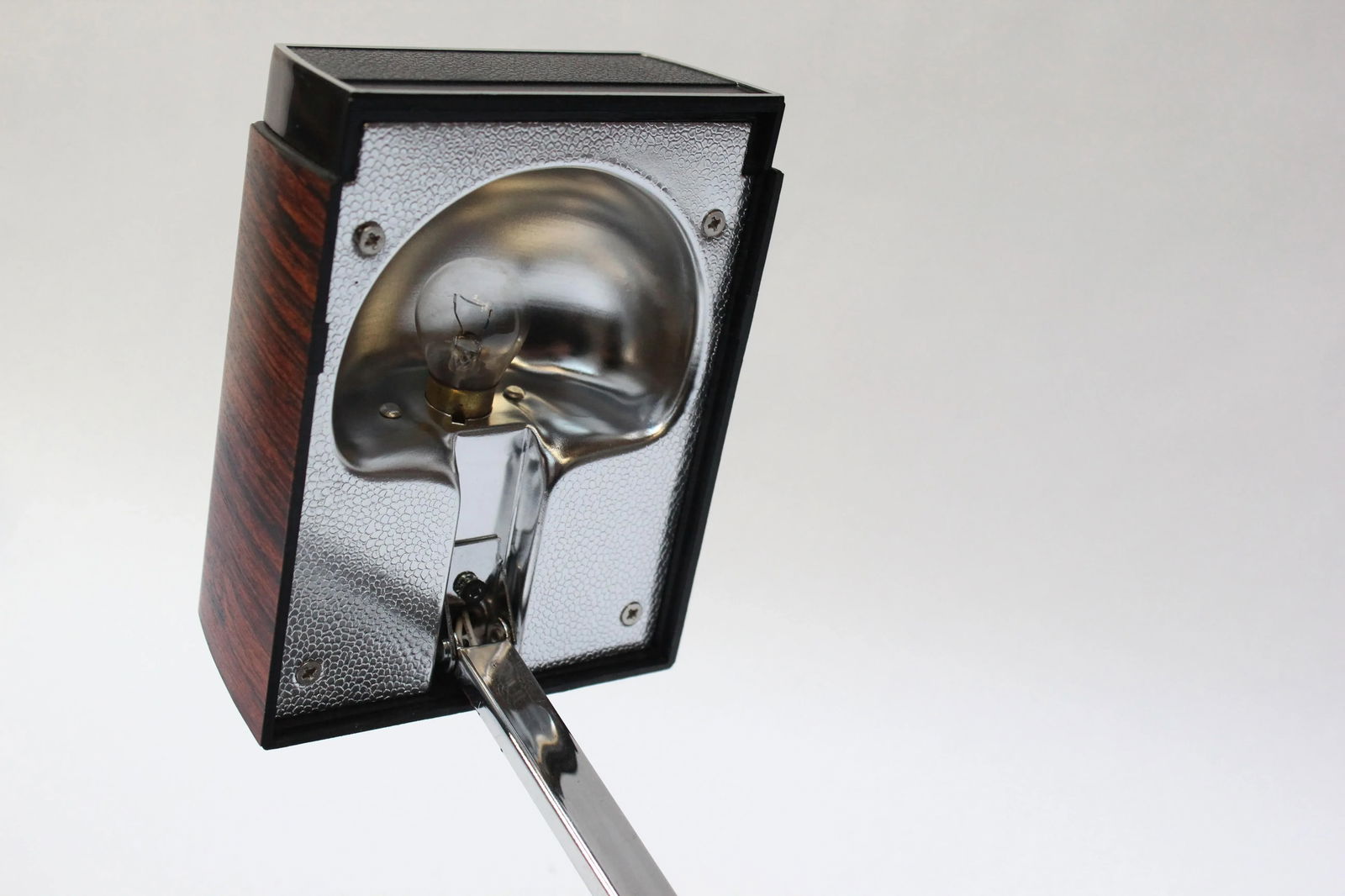 Vintage Collapsible Articulating Alarm Clock Lamp by Cosmo Time - 10