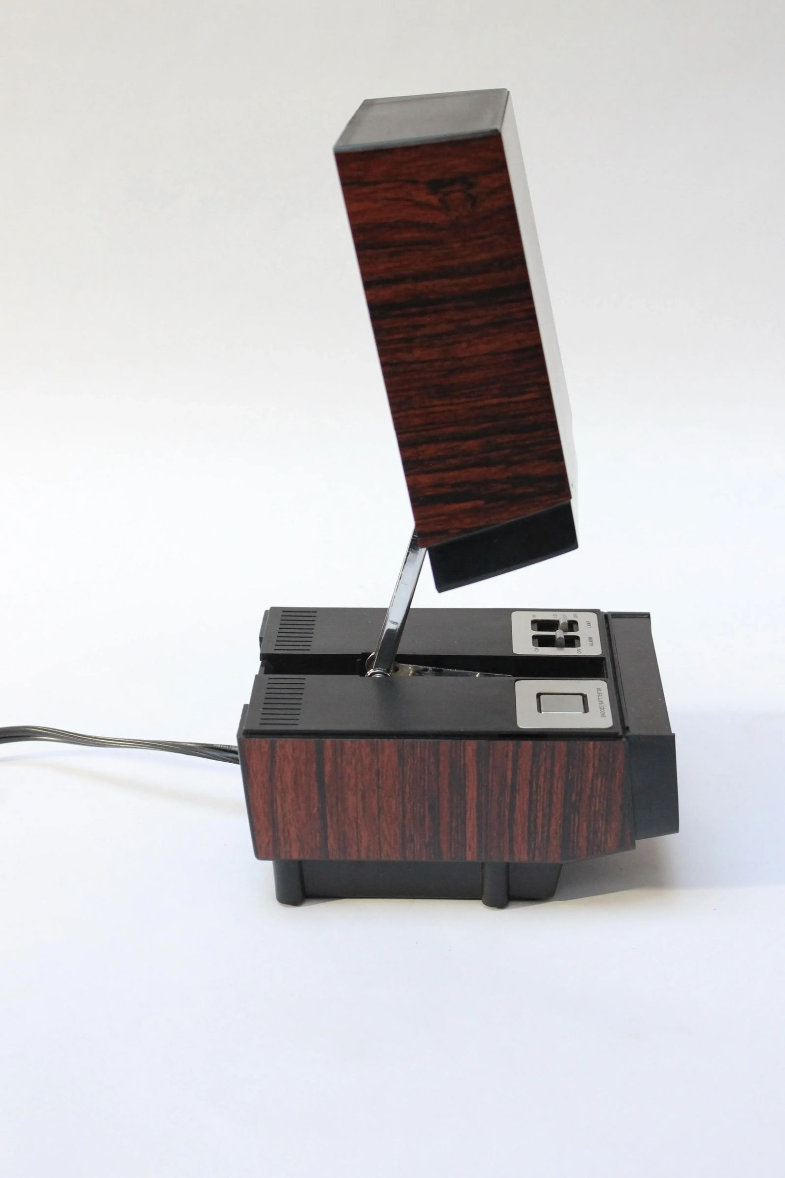 Vintage Collapsible Articulating Alarm Clock Lamp by Cosmo Time - 5