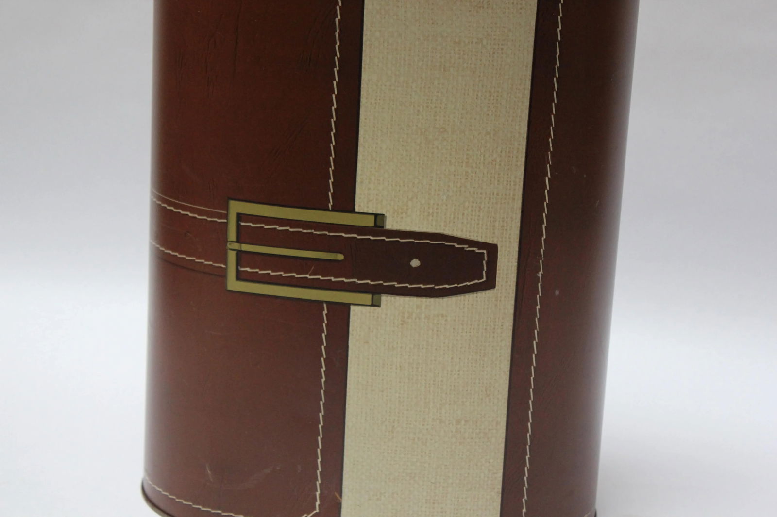 Vintage Cheinco "Pocketbook" Tin Litho Wastebasket - 9