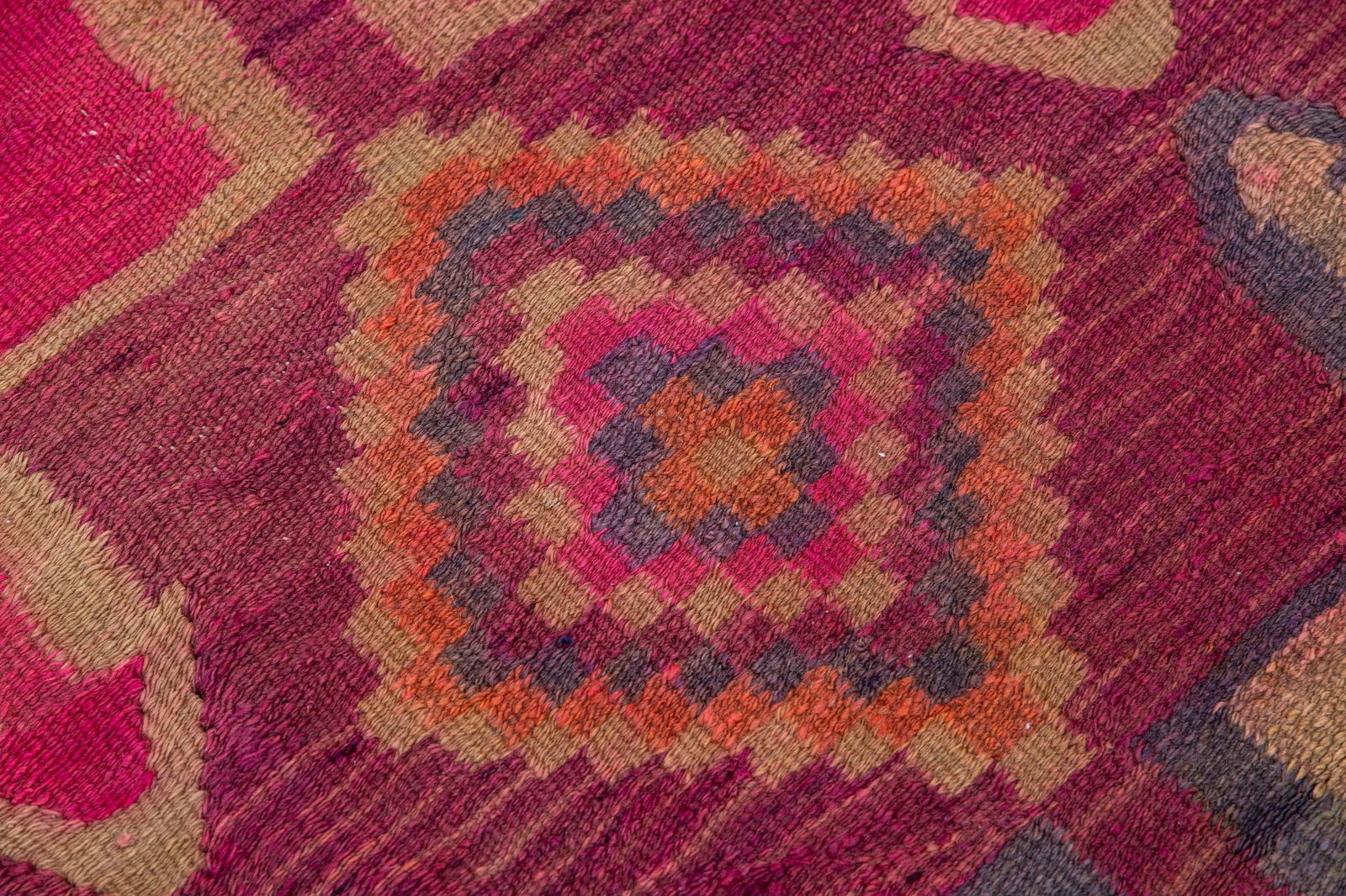 Pink Vintage Kilim Handmade Flatweave Geometric Motif Wool Runner - 6