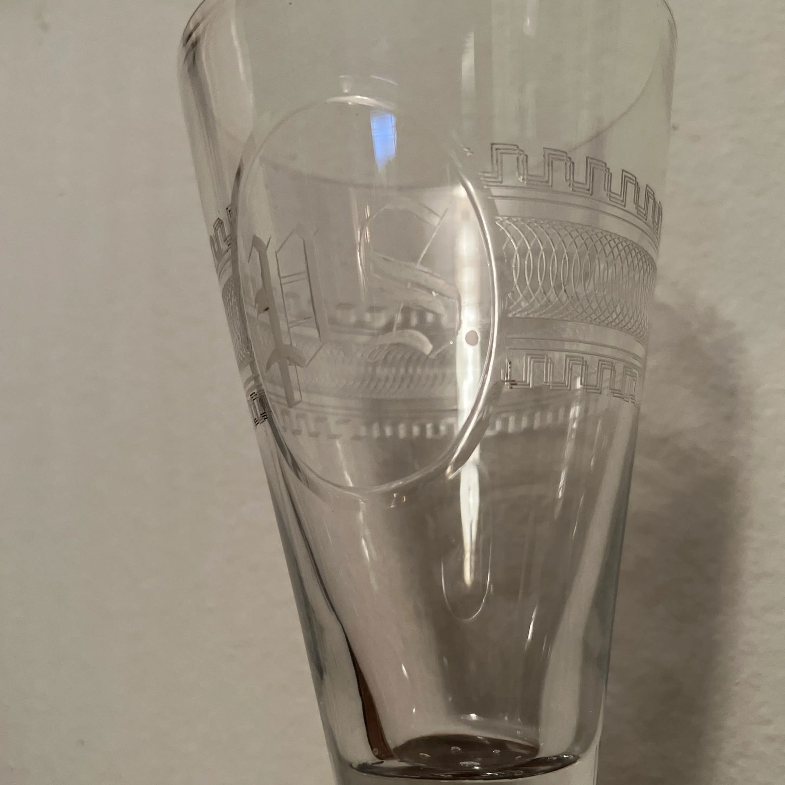 19th Century Georgian Anglo-Irish Etched Glass Vase - 10