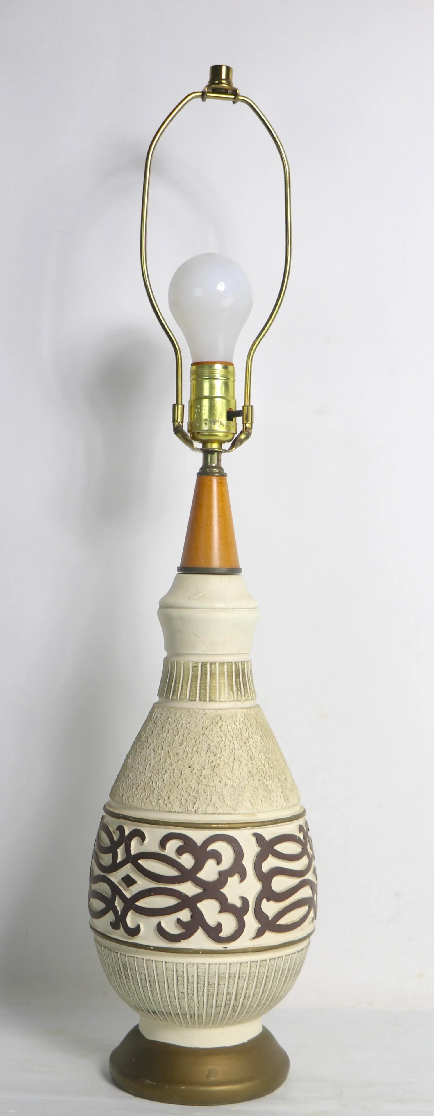 Ceramic Mid Century Table Lamp - 10