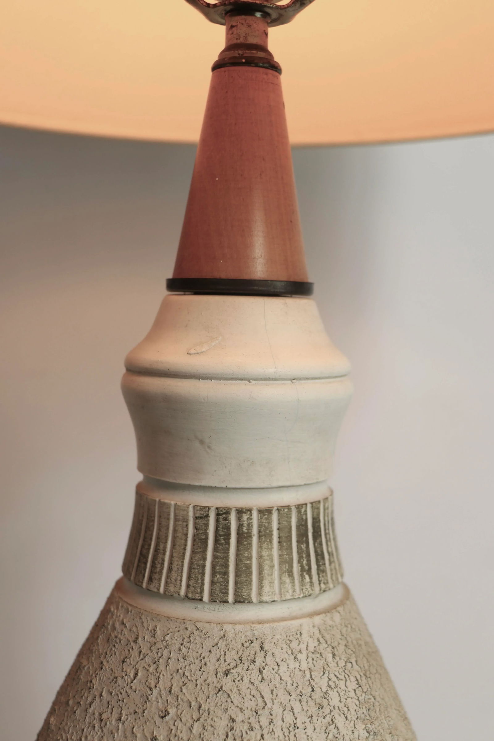 Ceramic Mid Century Table Lamp - 8
