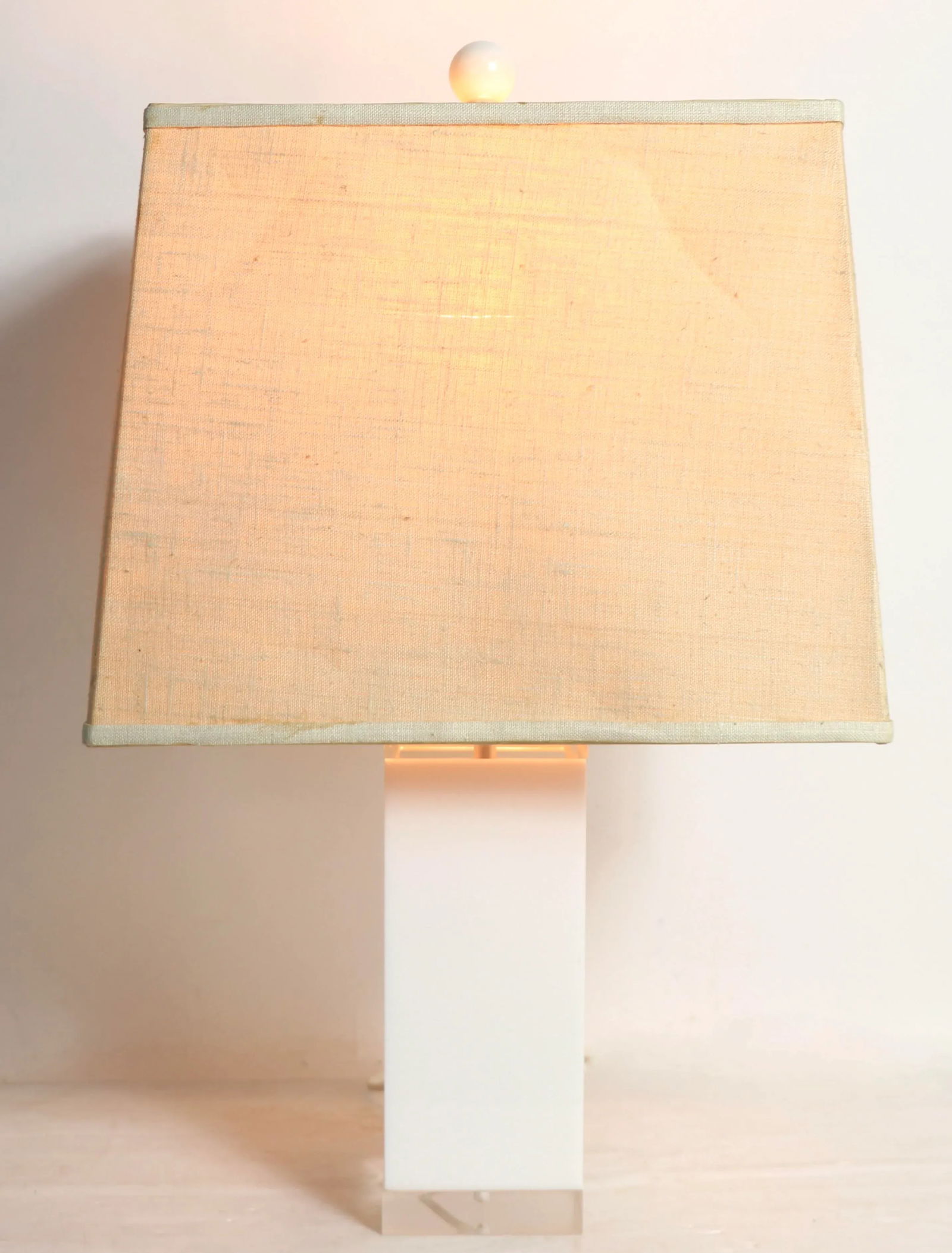 Postmodern Lucite Table Lamp by George Bullio - 8