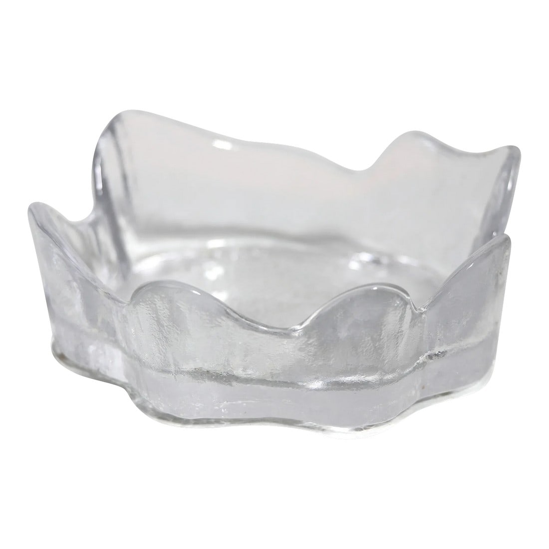Tapio Wirkkala for Iittala Bowl: Chic bowl in iceberg style glass, Seita 1970's by Tapio Wirkkala for Iittala circa 1970's. The bowl is in perfect condition, free of damage. Condition: Alterations: Original Condition Unaltered