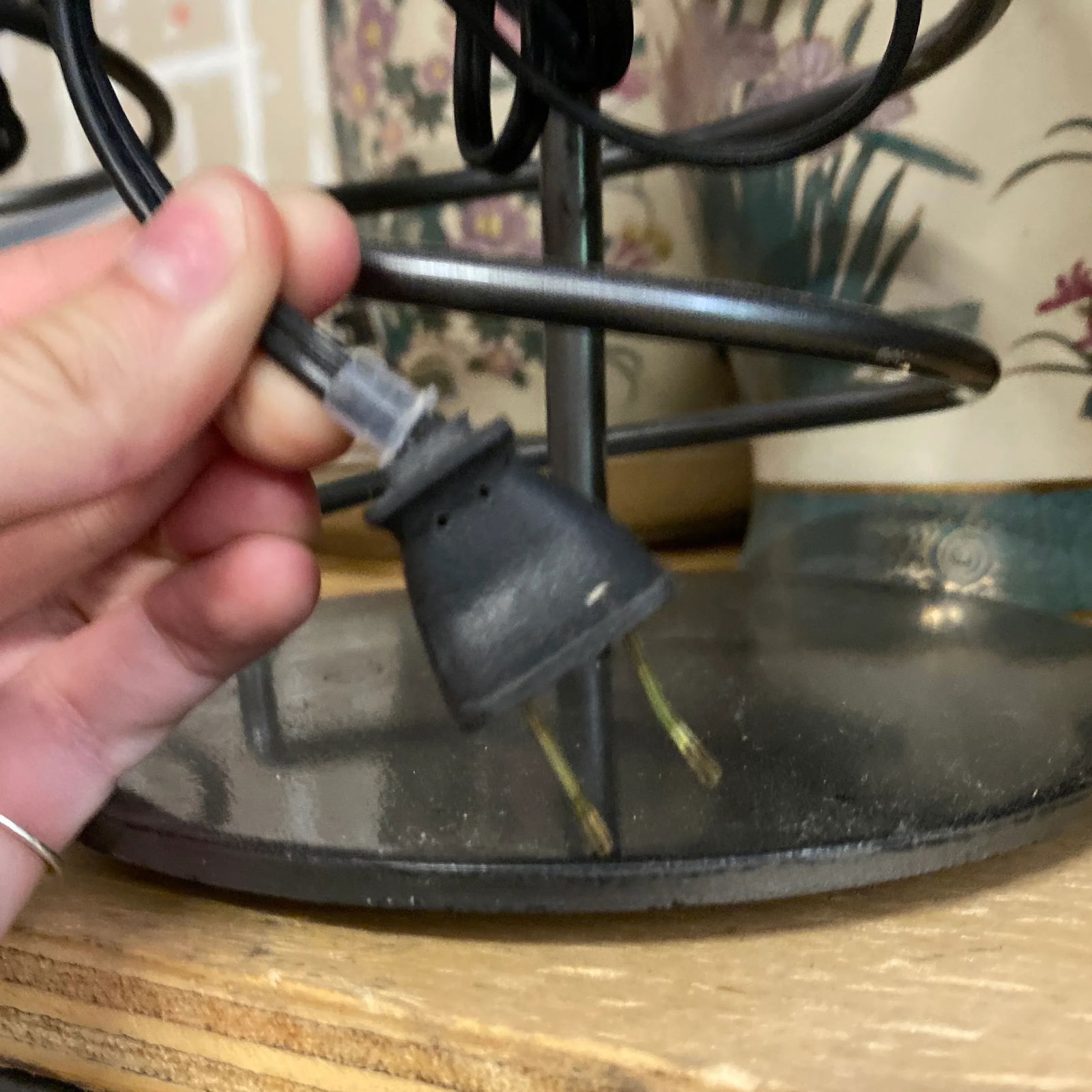 1970s Minimalist Metal Spiral Lamps - a Pair - 6