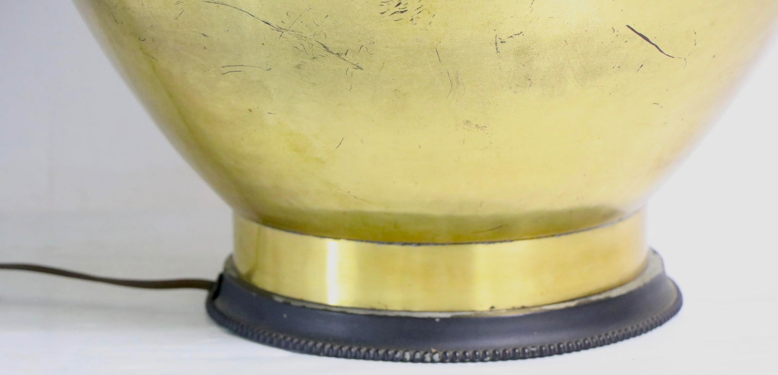 Large Brass Chinese Style Table Lamp - 5