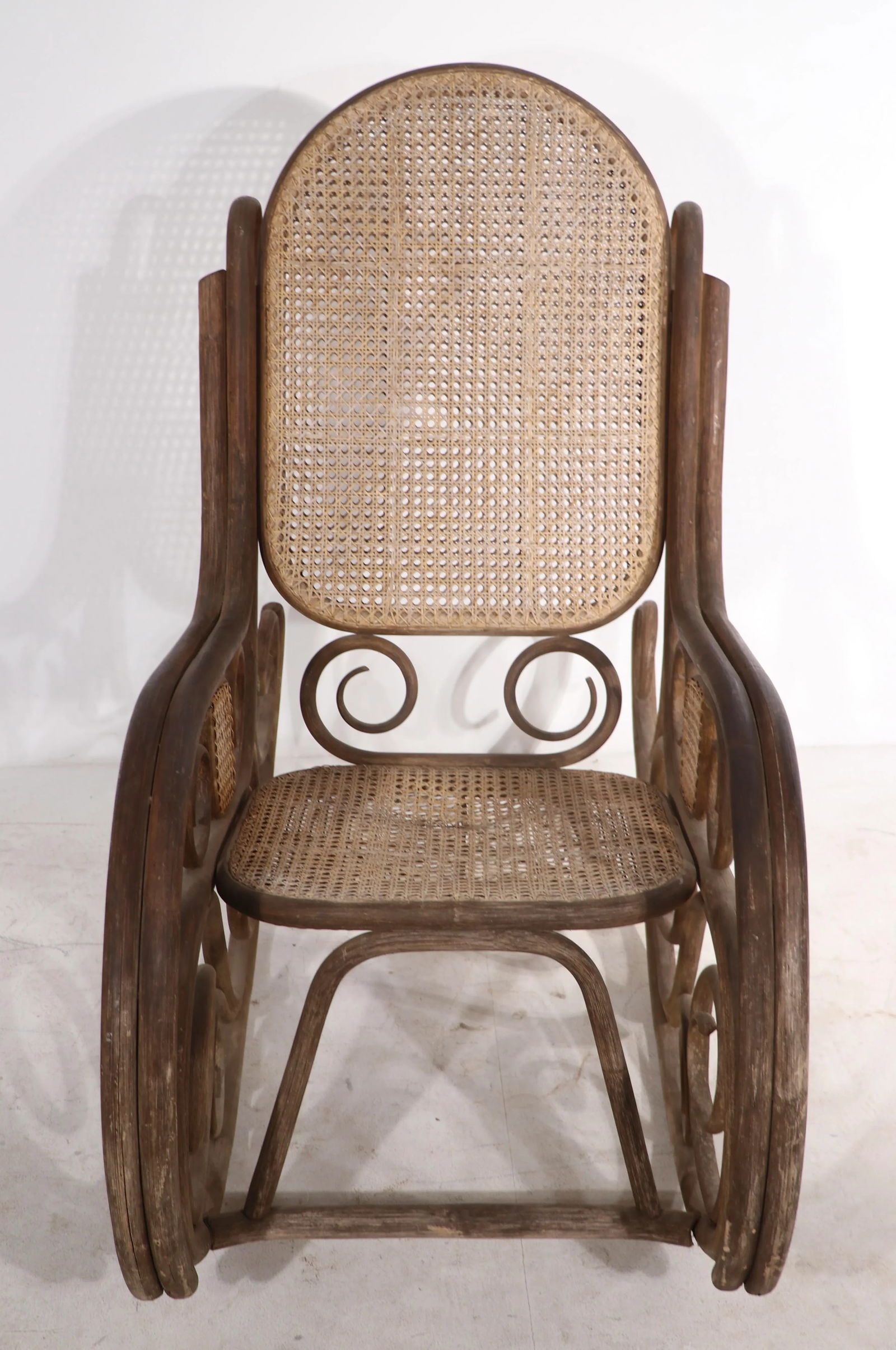 Oversize Bentwood Thonet Style Rocking Chair as Is - 6