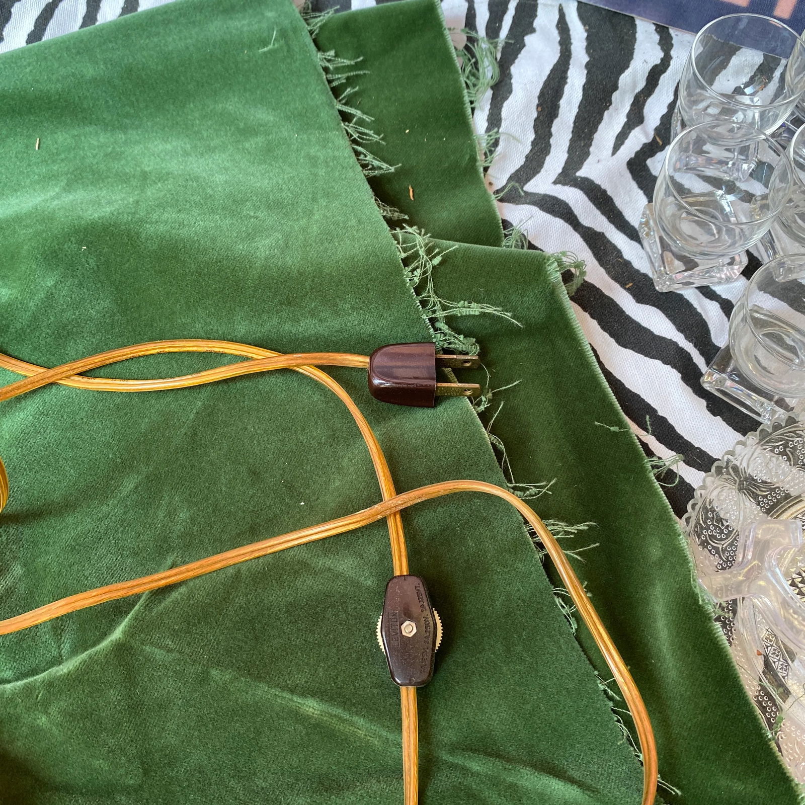 1970s Large Hand Carved Marble Lamp - 10