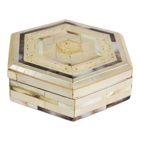 Mid 20th Century Handcrafted White Mother of Pearl Inlaid Moorish Octagonal Box
