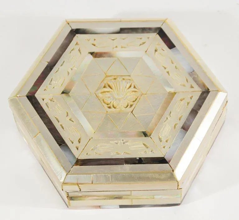 Mid 20th Century Handcrafted White Mother of Pearl Inlaid Moorish Octagonal Box - 2