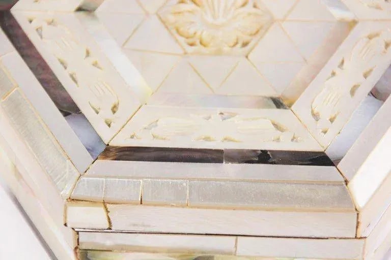 Mid 20th Century Handcrafted White Mother of Pearl Inlaid Moorish Octagonal Box - 8