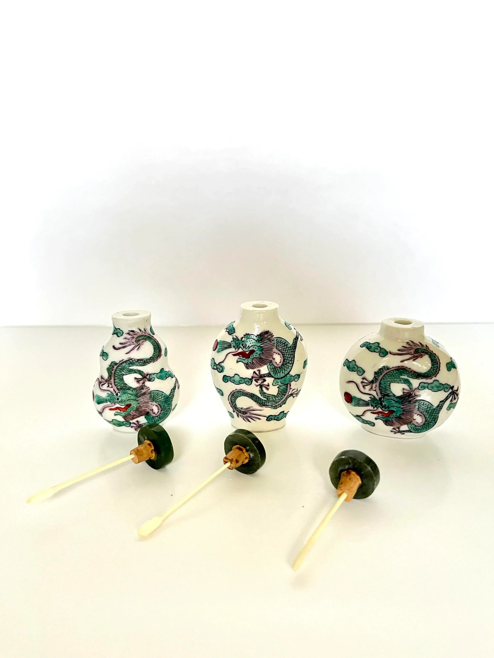Vintage Chinoiserie Chinese Dragon Porcelain Snuff Bottles - Set of 3 - 7