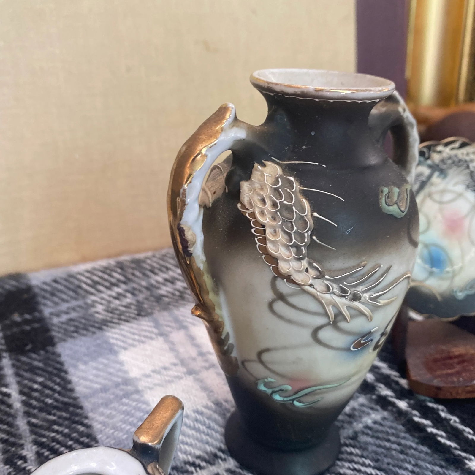 Asian Vase, Plate, and Tea Pot Nicknacks - Set of 2 - 6