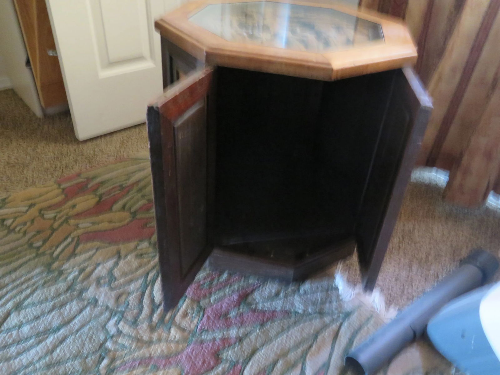 Vintage Octagonal Hand Carved Teak Wood Asian Table - 5
