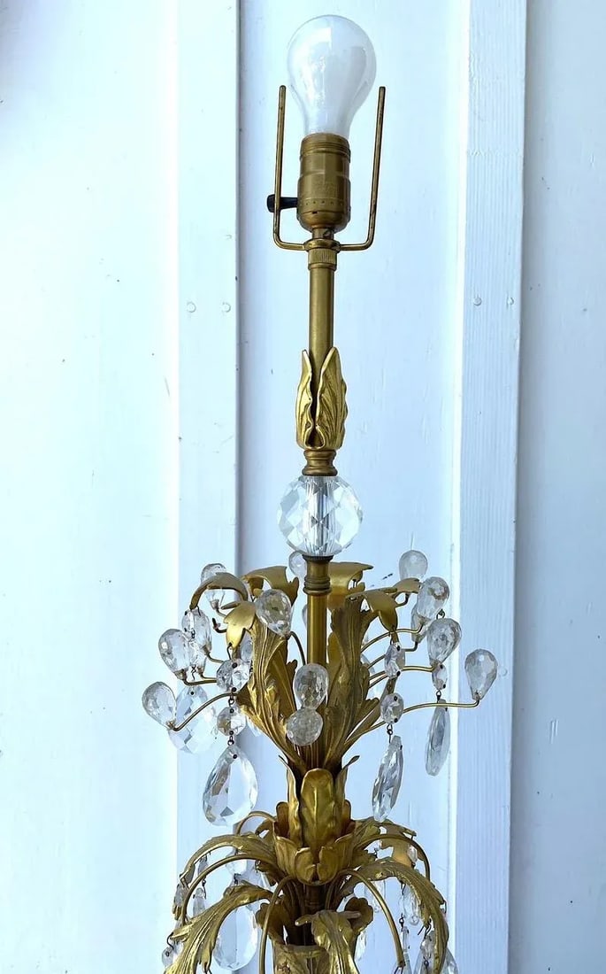 Tall Vintage Hollywood Regency Brass, Gold Gilt & Crystal Table Lamp - 5